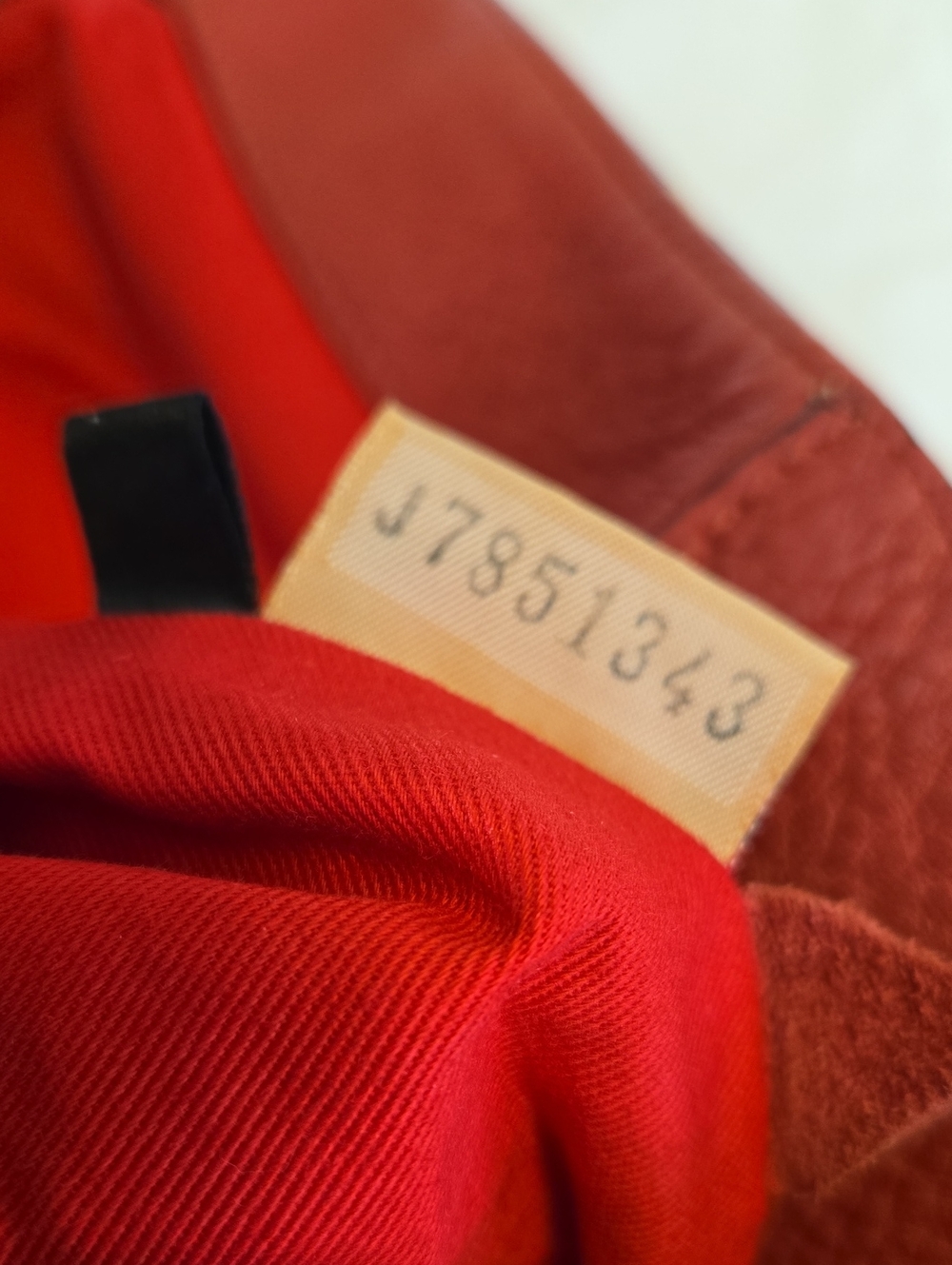 Huge Dooney & Bourke - Picture 2 of 16